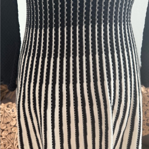 French Connection Vintage Sunrise Tellin Knit Dress Size 6 - Picture 6 of 8